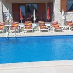 Villa Nevena *