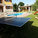 Nevena Villa